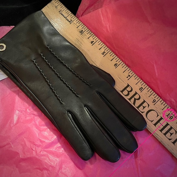 NWT Authentic Coach 100% Sheep Leather Gloves Sz 8 - Picture 6 of 9